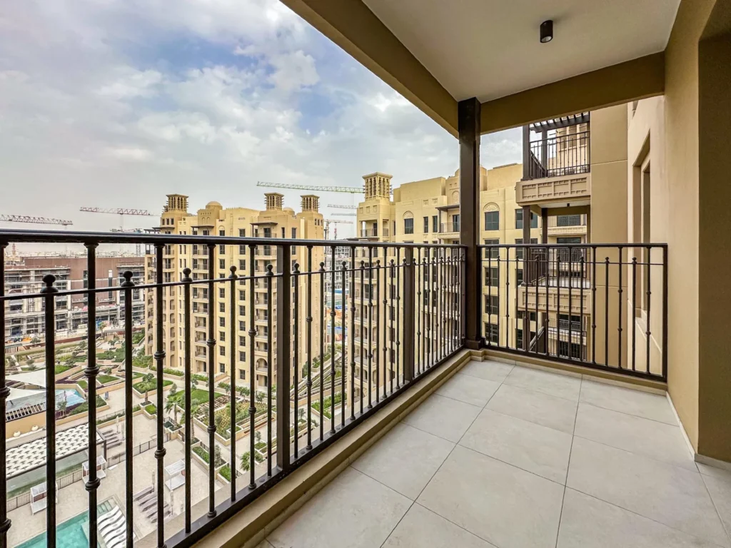 Brand  New | Bright | Full pool View | High floor