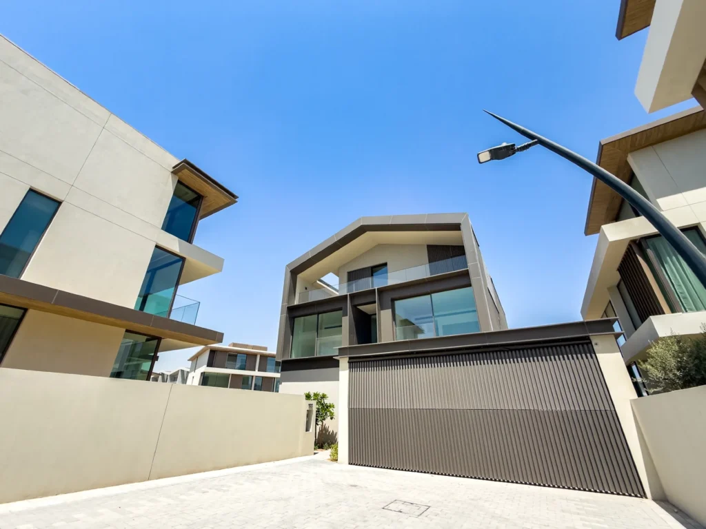 Private Cal-De-Sac | Must see | Open for offer